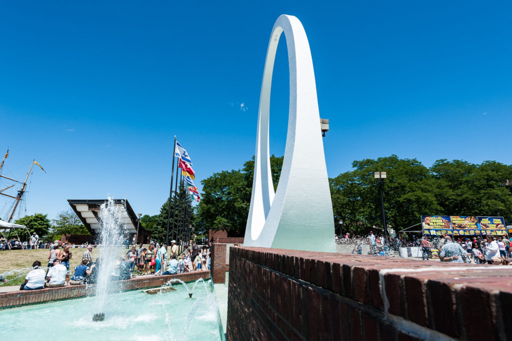 GLB_201607160152_9976